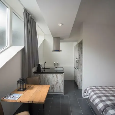 Aan Zee Guest house